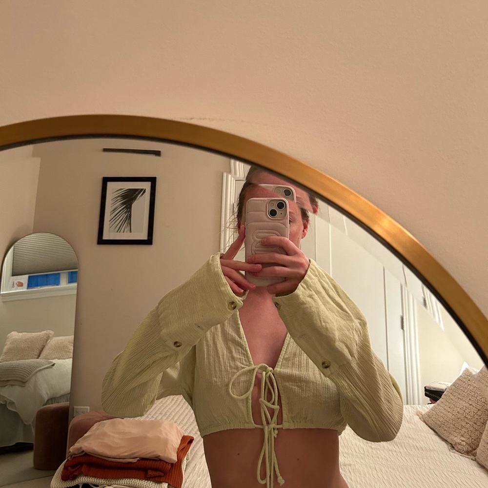 Free People light green long sleeve tie top
